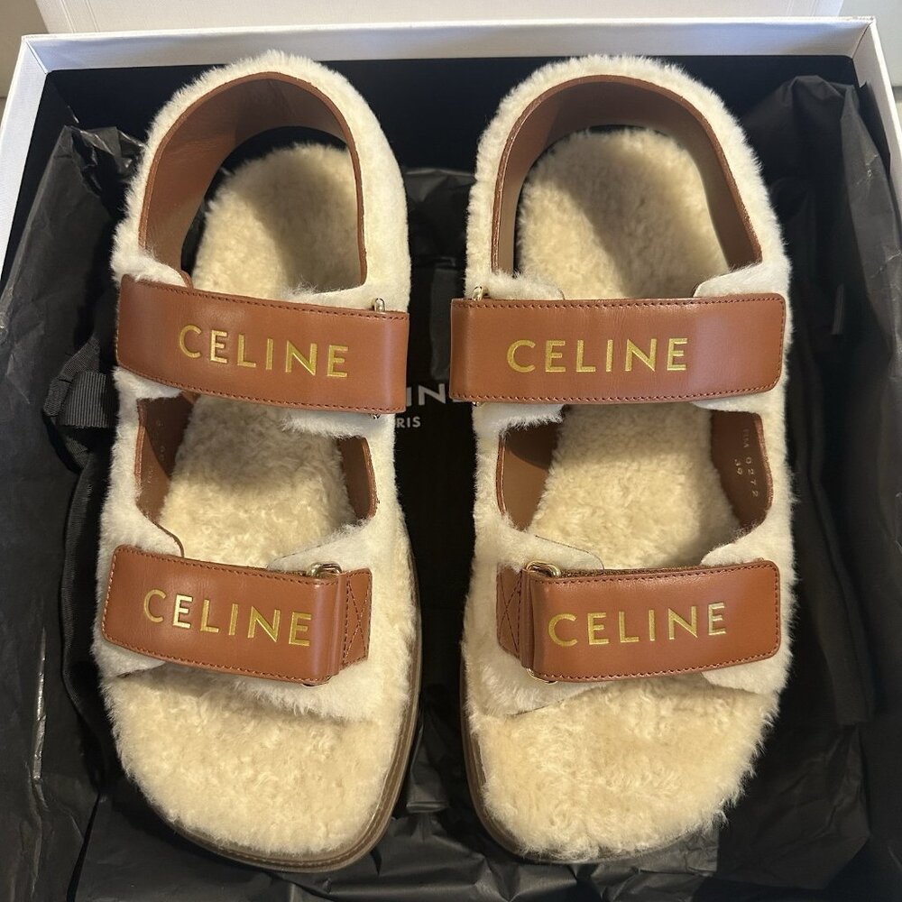 NEW Celine Leo Scratch Sandal Shearling Fur Tan Logo Strap Platform Flat 39 - Picture 4 of 11